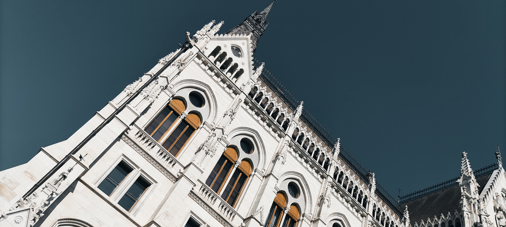 Öffentliche Tour in der Pester Innenstadt und dem jüdischen Viertel - Parlament